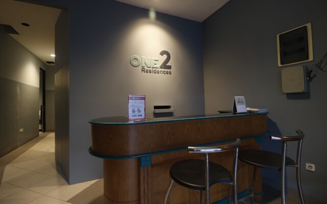 RedDoorz Plus near RS Harapan Kita