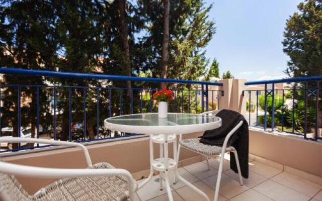 Apartment In Paradise Garden 3