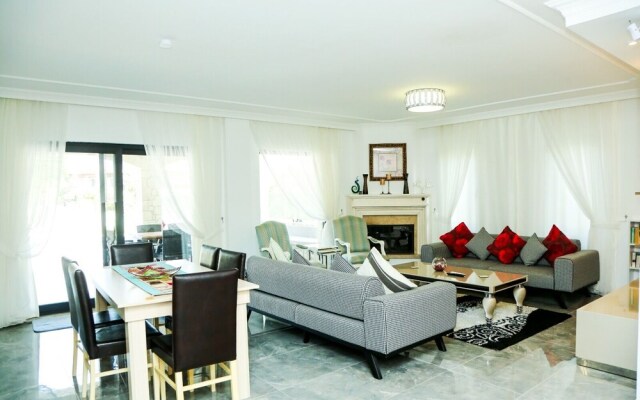 Remarkable Private 4-bed Villa in Dalyan With Pool