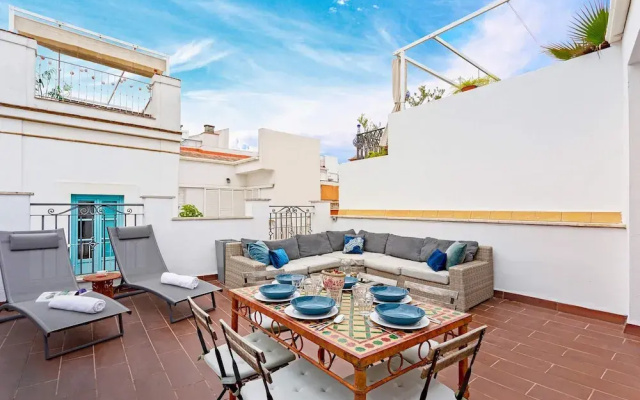 Modern Centric Duplex With Stunning Terrace Francos V