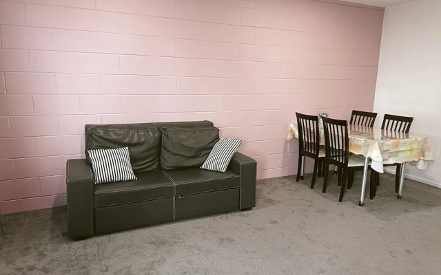 Ali Motel