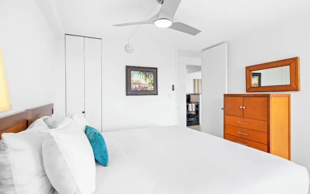 Pacific Monarch - 1 BR - Ocean & City Views