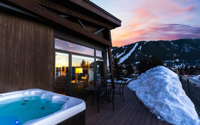 Pearl Penthouse by Jackson Vacations