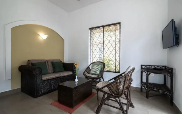 OYO Premium Candolim SinQ Club Road