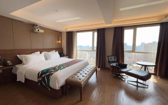 James Joyce Coffetel (Wuhan Xudong Xujiapeng Metro Station)