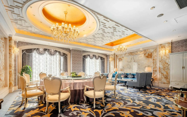 Slater International Hotel