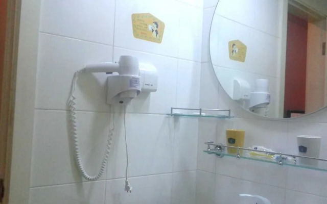 Home Inns Shanghai Quyang Business Center Dabaishu Subway Station Branch