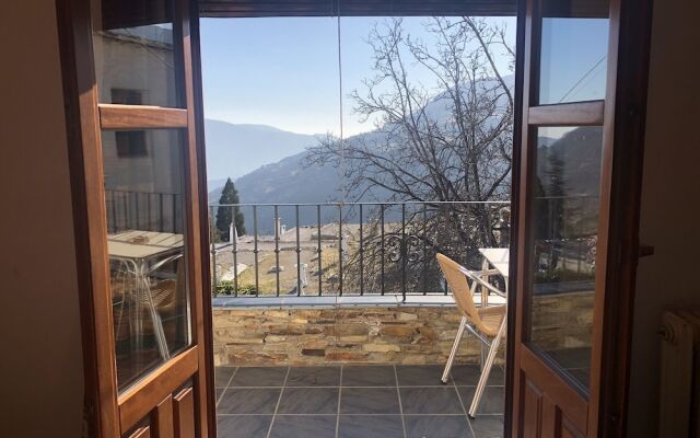 Hostal Rural Poqueira