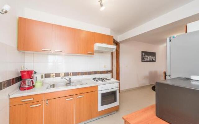 Six-Bedroom Holiday Home in Bibinje