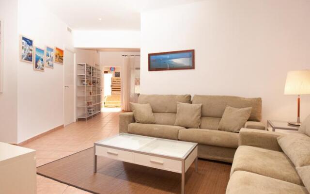 Akira Flats Sitges Apartments