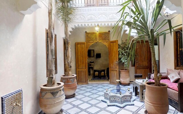 Riad Abaka by Ghali 2