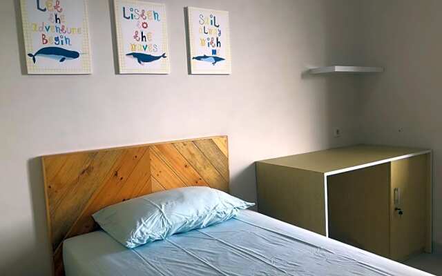 OYO Life 3093 Kost Bale Teduh