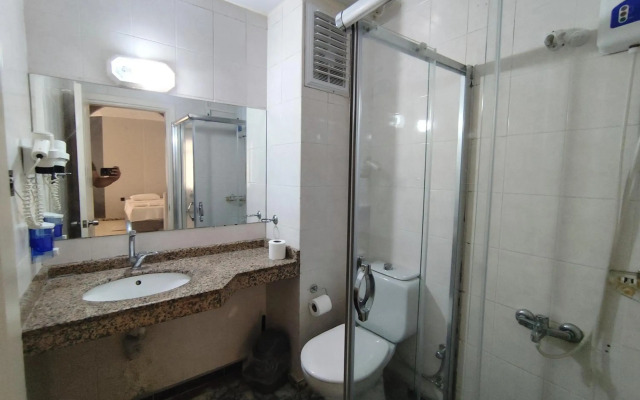 Sav-ir Suit Otel