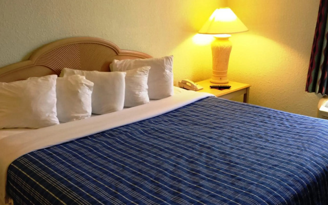 Cocoa Beach Suites