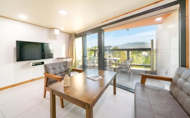 Goseong Theprism Pension