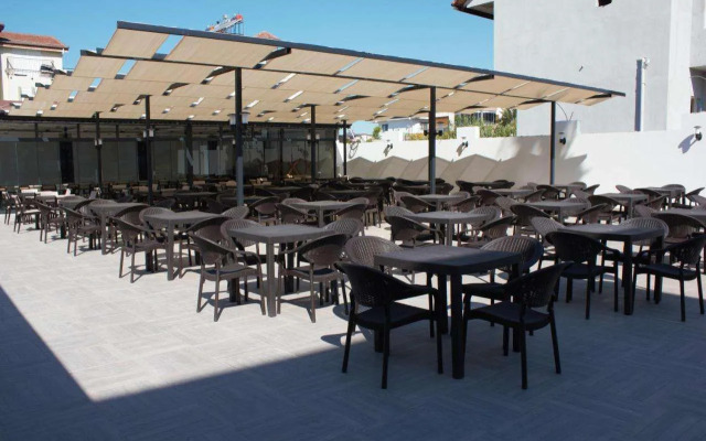 Akalia Suite Hotel & Spa