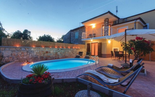 Beautiful Home in Vodnjan With Wifi and 3 Bedrooms