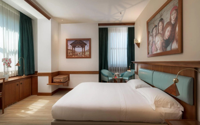 Hotel Sangallo Palace