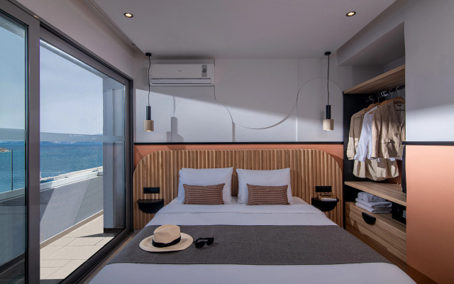 Mistral Bay Hotel
