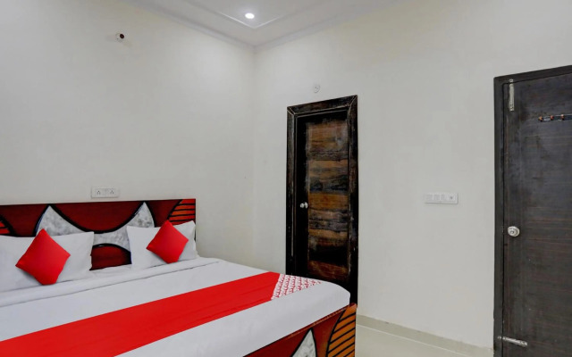 OYO Flagship 80632 Relax Inn