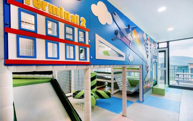 Gapyeong Premium Kids Poolvilla