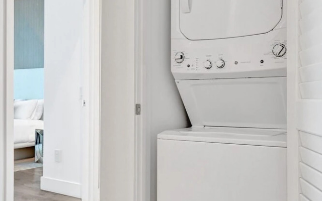 Beachfront 1 bedroom in a lux building