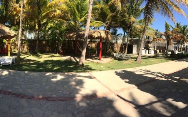 Hotel El Cayito Beach Resort Montecristi
