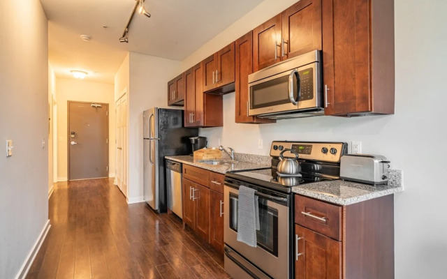 Cozysuites Musicrow Astonishing SDO Free Parking22