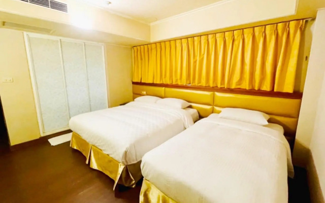 Spring Art Hotel