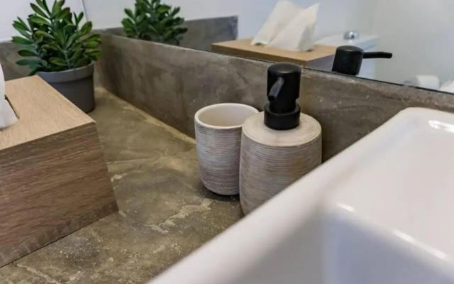 Lalitana Center Apartment