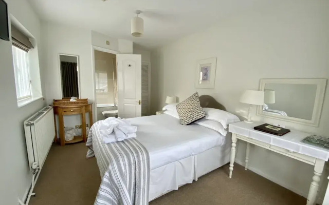 Home Farm Hotel