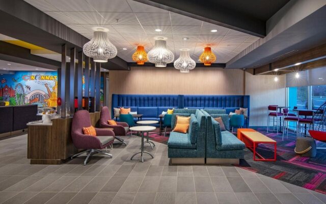 TRU BY Hilton Sharonville