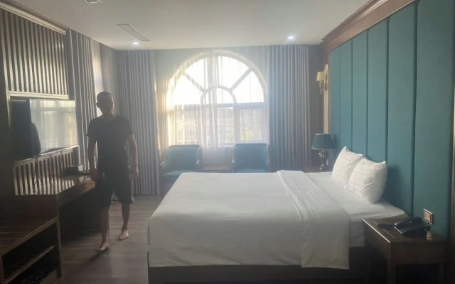 Duc Chung Hotel Ha Long – Guest Rooms – Ha Long