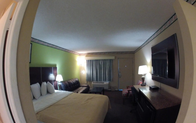 Budget Host Inn