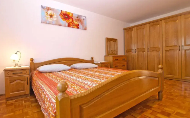 Apartment 1638