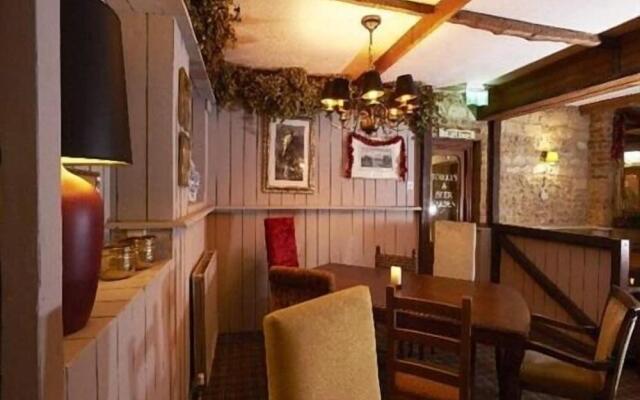 Greyhound Inn
