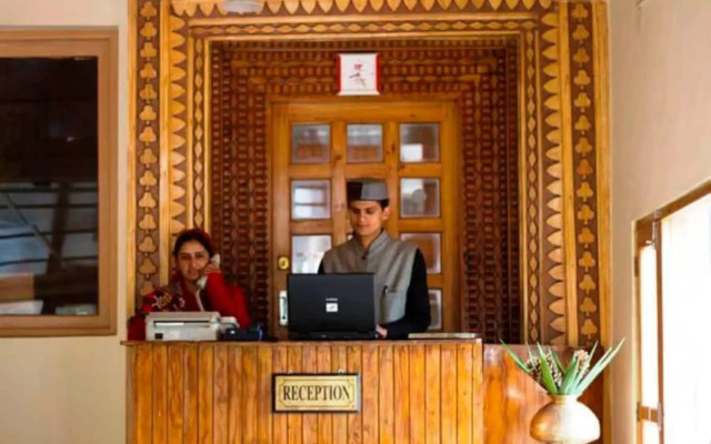 Hotel New River West Manali