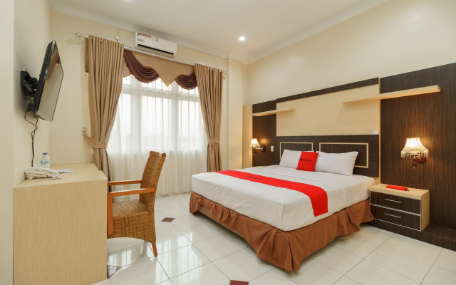 RedDoorz Plus @ Hotel Sempurna Watervang Lubuk Linggau