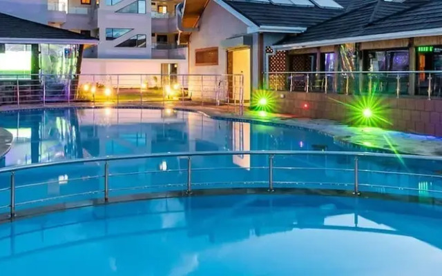 Esiankiki Resort & Spa