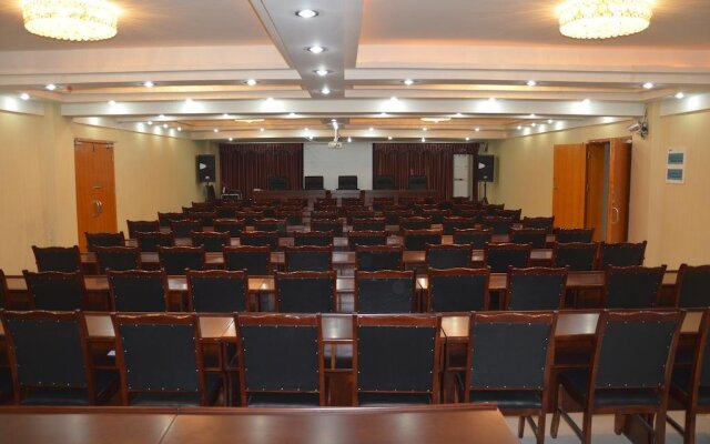Chengdu Konggang First Class Hotel