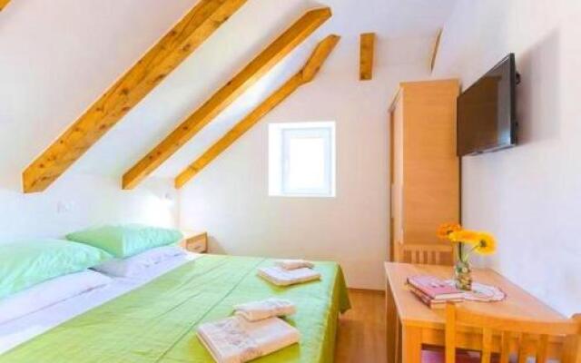 Sandy Beach Apartments