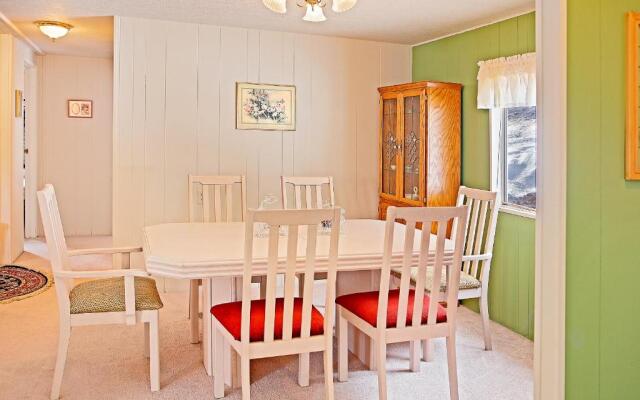 Huckleberry Cabin