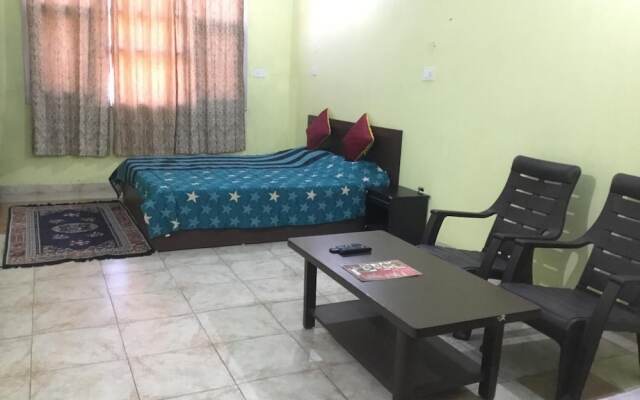 Hotel Pinjore Holiday Home