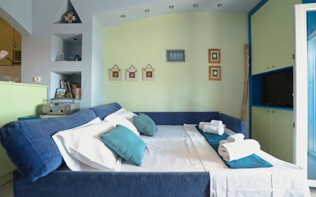 Lilly s Seaview Studio