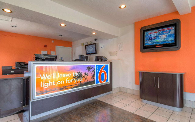 Motel 6 Chula Vista, CA - San Diego