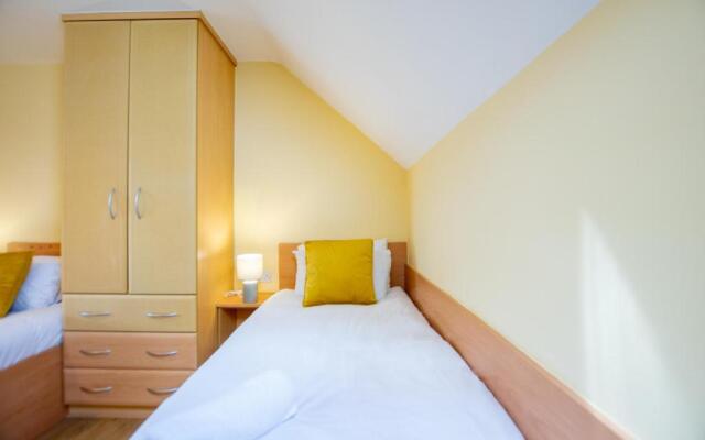 The Townhouse at Gort Na Coiribe By Shortstays