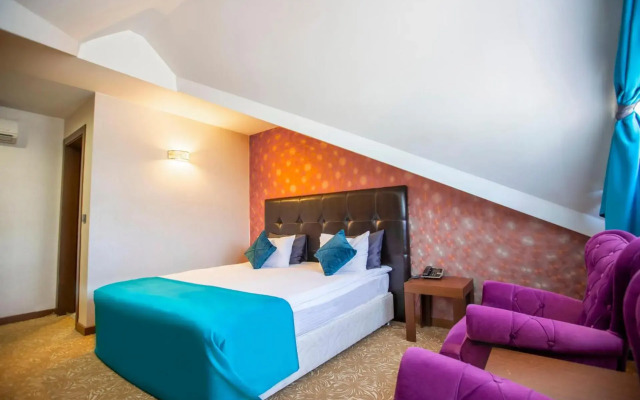 Highway Otel