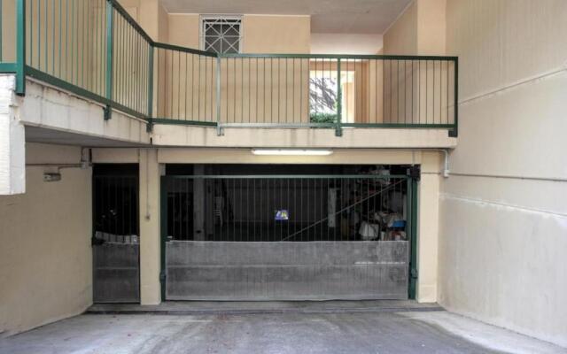 Beautiful studio close to beach private parking