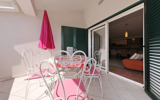 Suzana - Green Oasis - A1