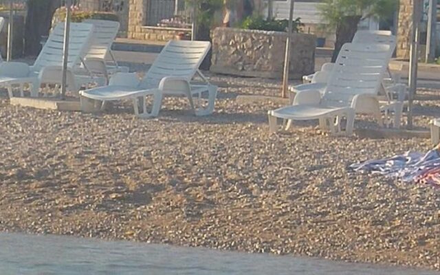 Apartman Tribunj Luji i Andreja